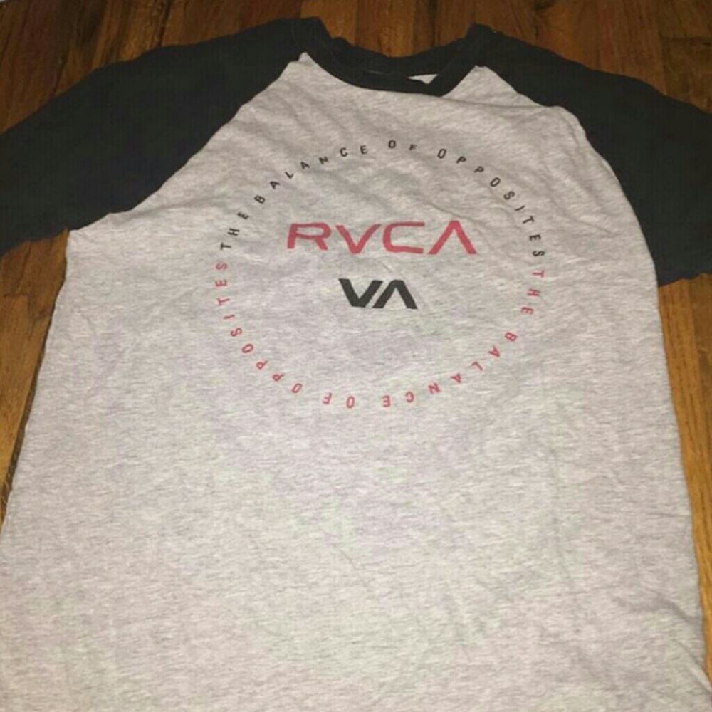 Rvca tee