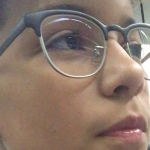 Meet your Posher, Devin