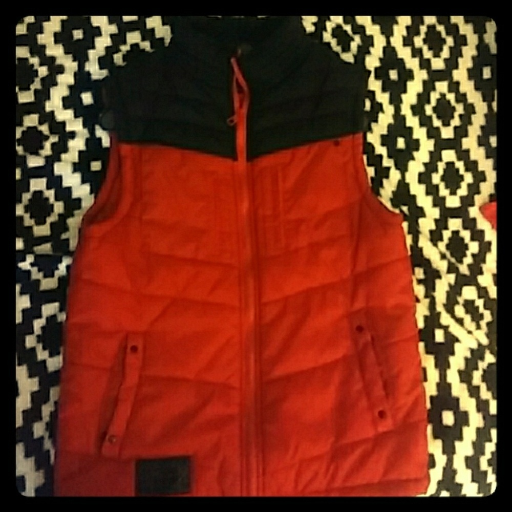 Mark Ecko vest