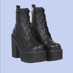 UNIF choke boots
