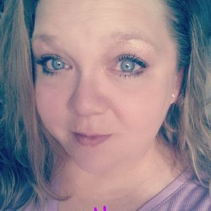 Meet your Posher, Vikki
