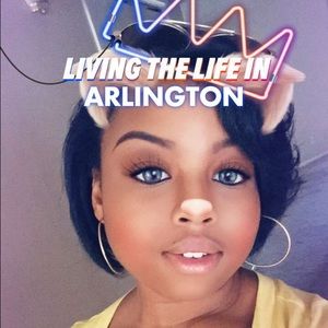 Meet your Posher, Danielle