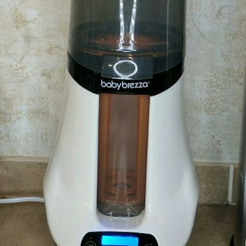 Baby Brezza Bottle warmer