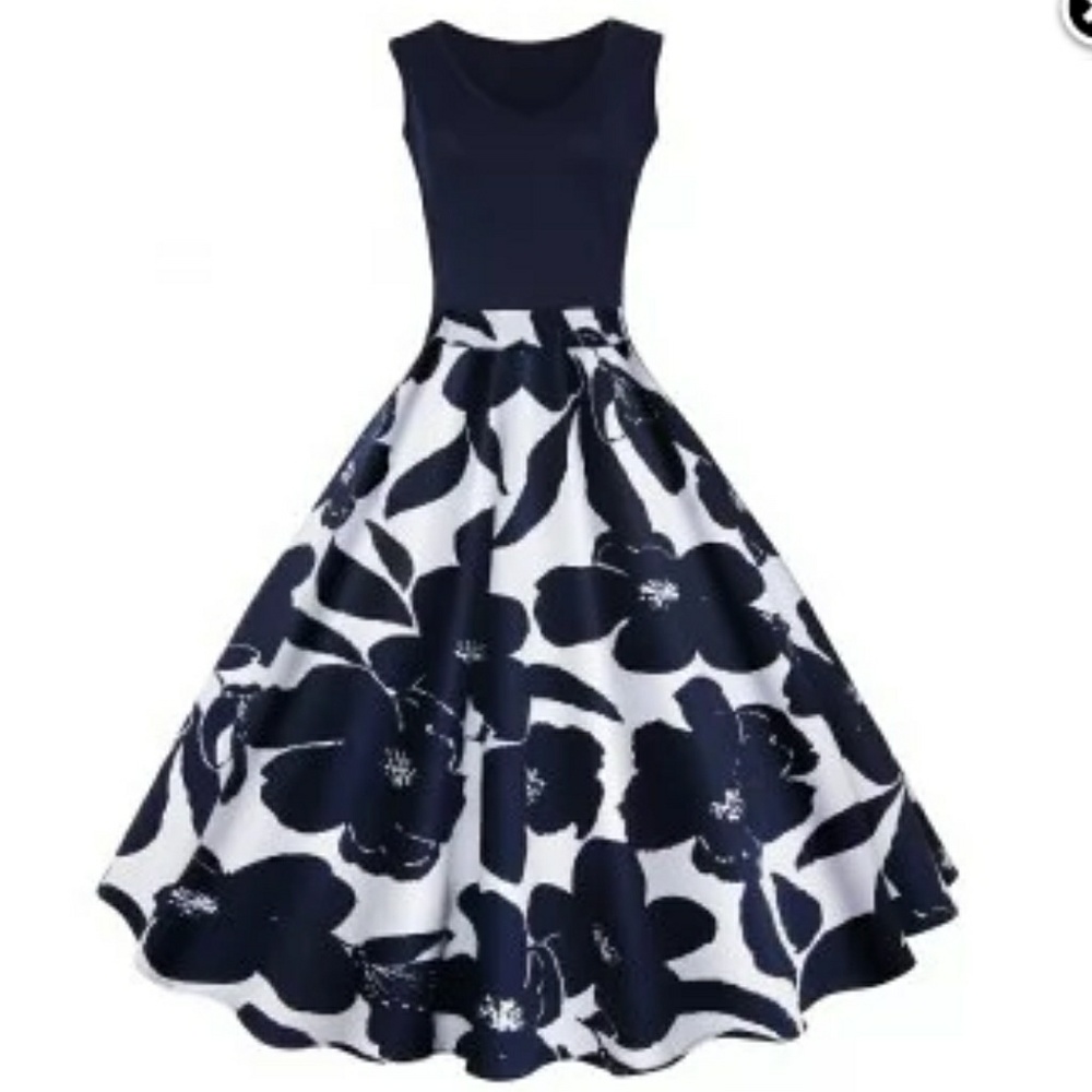 Vintage inspired dress size xl fits like a large.