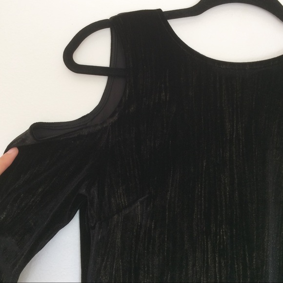 Topshop Velvet Cold Shoulder Dress - Picture 4 of 8