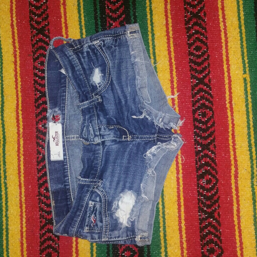 hollister jean shorts