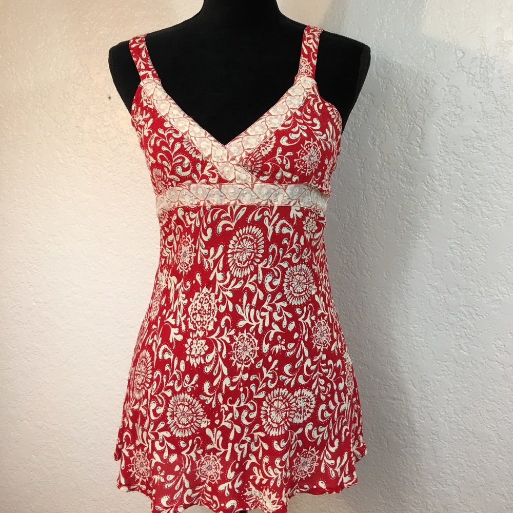 QUIZZ TRENDS Red & White Boho Camisole Top