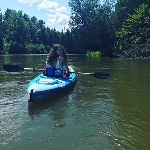 Meet your Posher, Amara