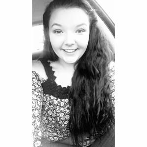 Meet your Posher, Michaela