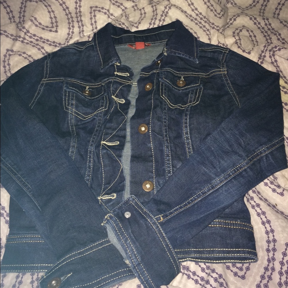Perfect fitted jean jacket
