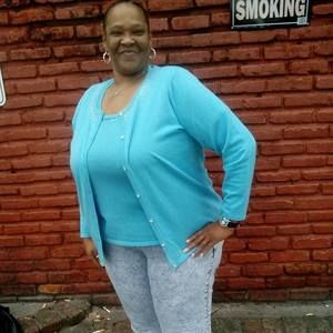 Meet your Posher, Maxine