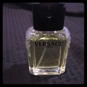 Versace L' Homme Eau de Toilette Spray