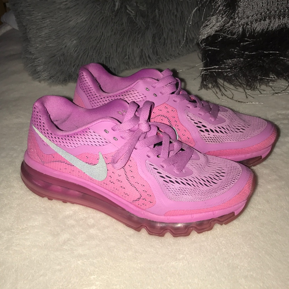 Gorgeous fuschia pink air max