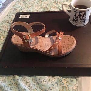 Michael Kors sandals size 4 girls
