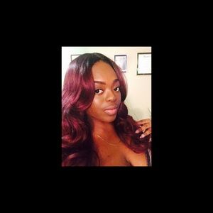 Meet your Posher, Ebony