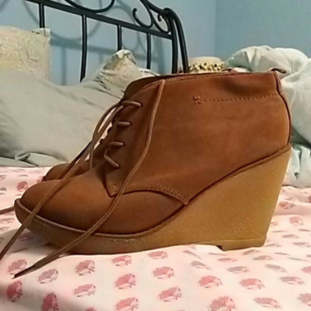 Cute wedge boots