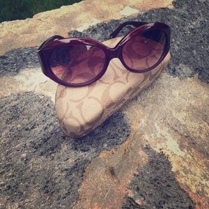 Coach sun glasses
