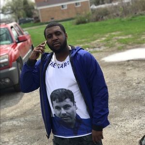 Meet your Posher, Raymond