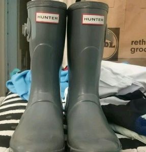 Euc short gloss hunter rain boots