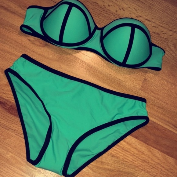 Blue strapless push-up swimsuit - Picture 3 of 6