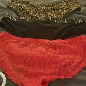 3 vs hipster/bikini panties