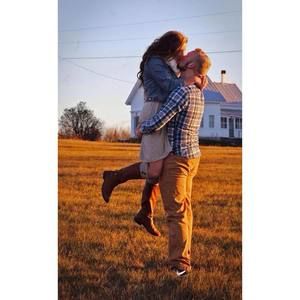 Meet your Posher, Cassie