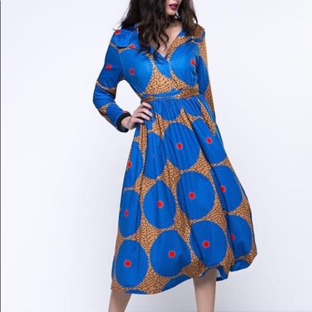 Nice dress - Picture 2 of 3