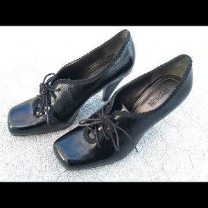 Kenneth Cole Patent Leather Oxford Lace Up Booties