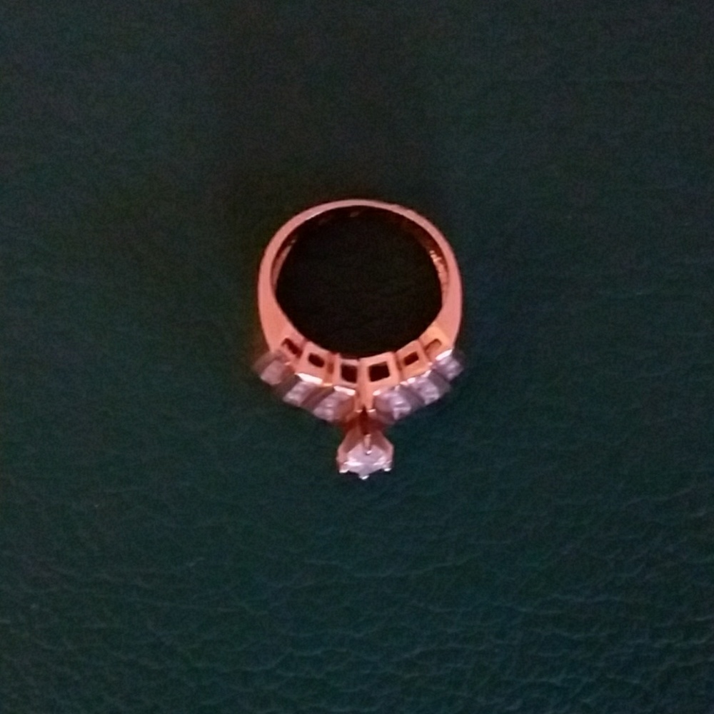 Diamond ring