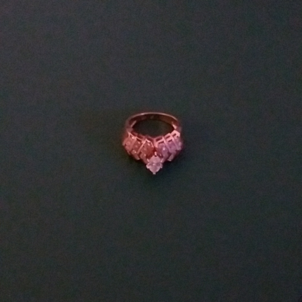 Diamond ring - Picture 2 of 4