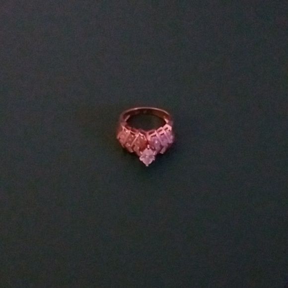 Diamond ring - Picture 2 of 4