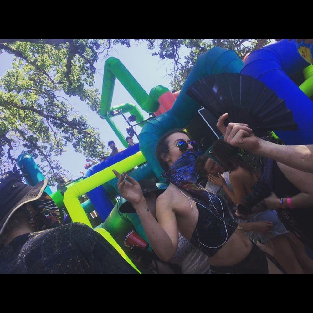 ABOUT ME/my closet🌎🌸⚡️🌊💫💘👽🍾🌈🌴