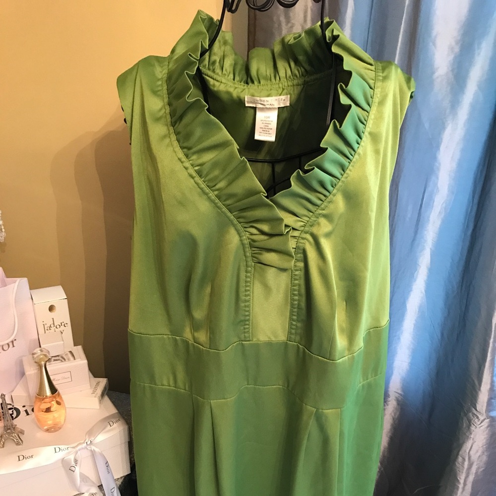 Green plus size dress