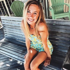 Meet your Posher, Bailey