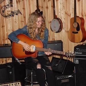 Meet your Posher, Mac