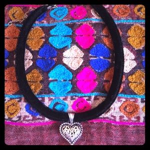 Vintage, silver and velvet heart necklace.