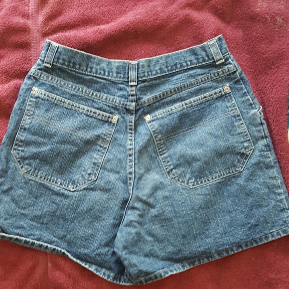Canyon River Blues jean shorts Girls size 16 - Picture 2 of 4
