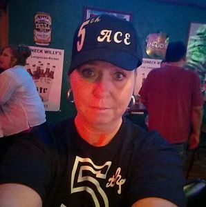 Meet your Posher, Glenda