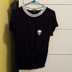 NWOT alien shirt