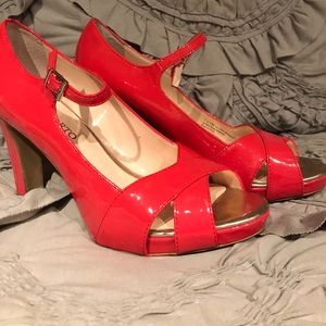 Franco Sarto Red Coral Peep Toe Pumps Size 7.5