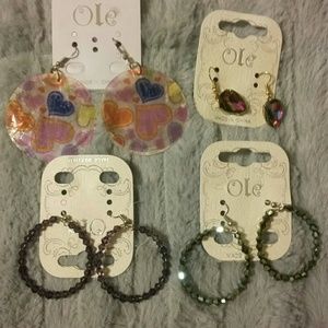 COSTUME JEWELRY BUNDLE