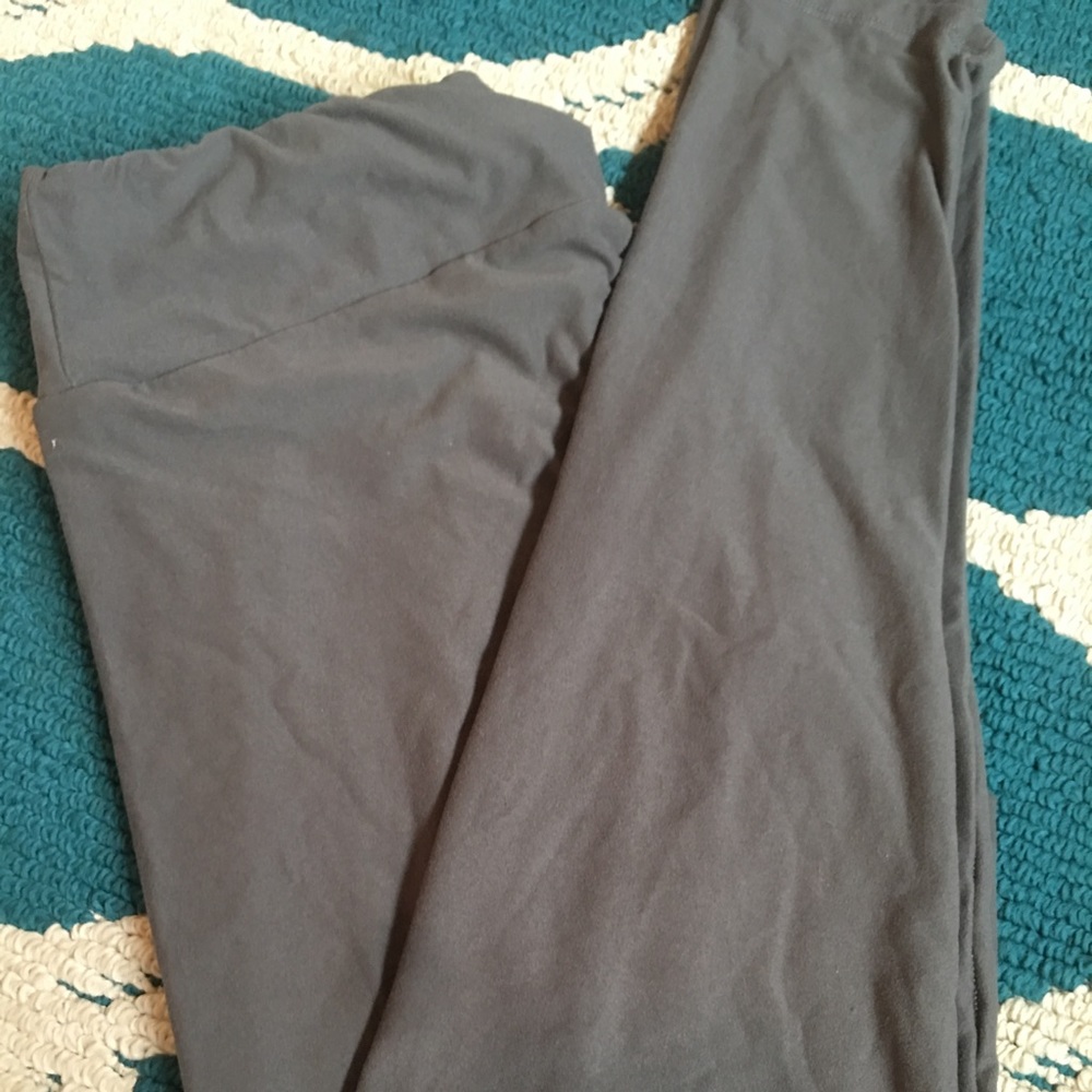 LuLaRoe Leggings Tall and Curvy
