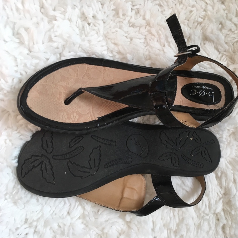 Born Black sandals