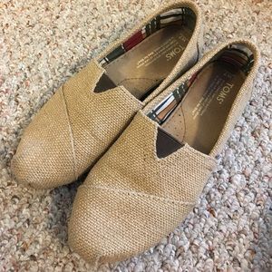 TOMS flats