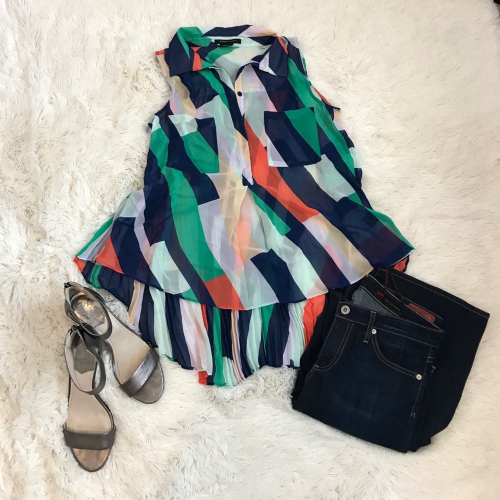 BCBG pleated back top
