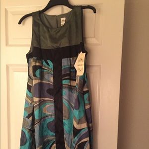 Multiple Green/black balloon bottom dress