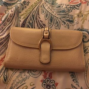 Cream leather Dooney & Bourke Wallet