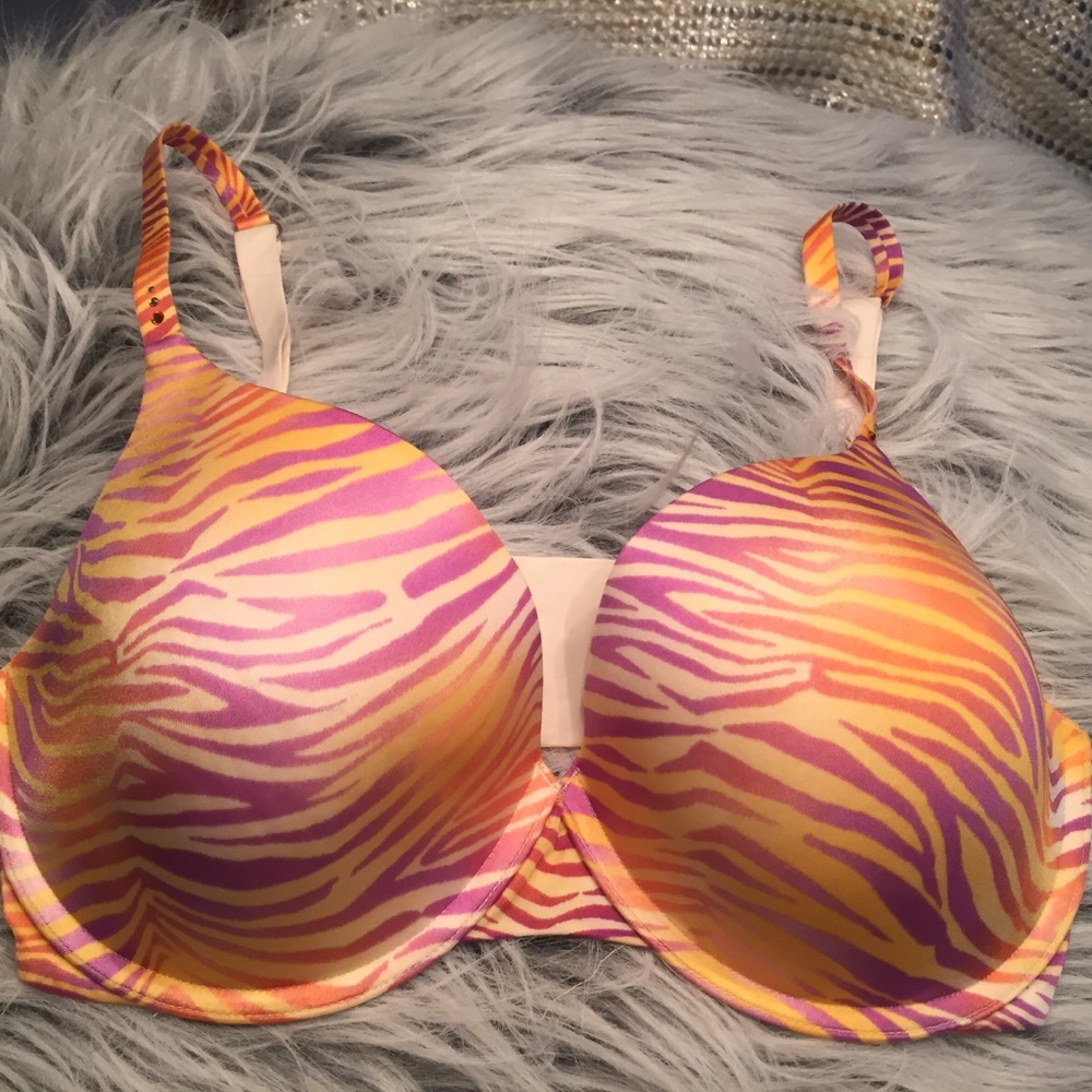 Victoria Secrets Bra
