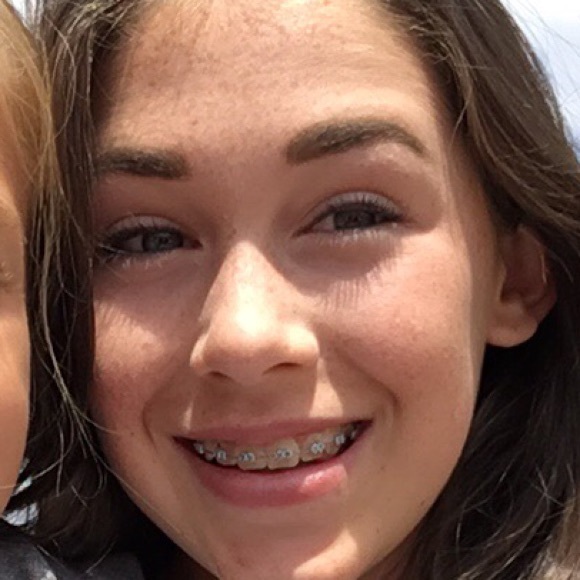 Meet your Posher, Danielle - Picture 1 of 1