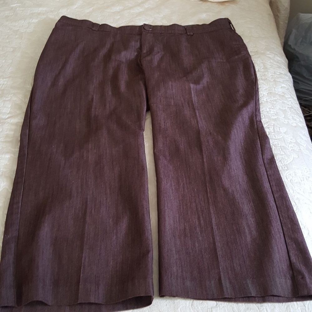 Dress jeans /no-gap waistband and covered buttons